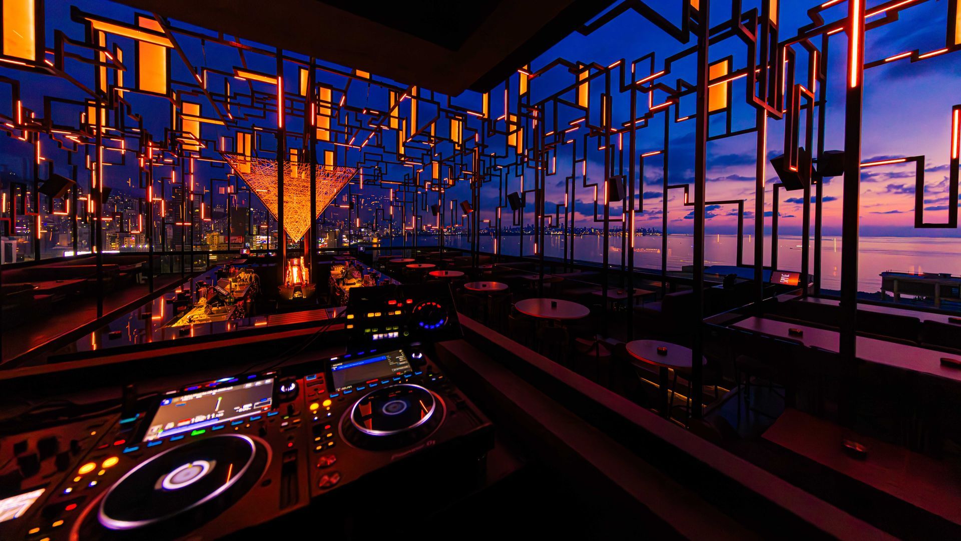 Condé Nast Traveller Middle East – The best bars and clubs on Beirut’s thriving nightlife scene